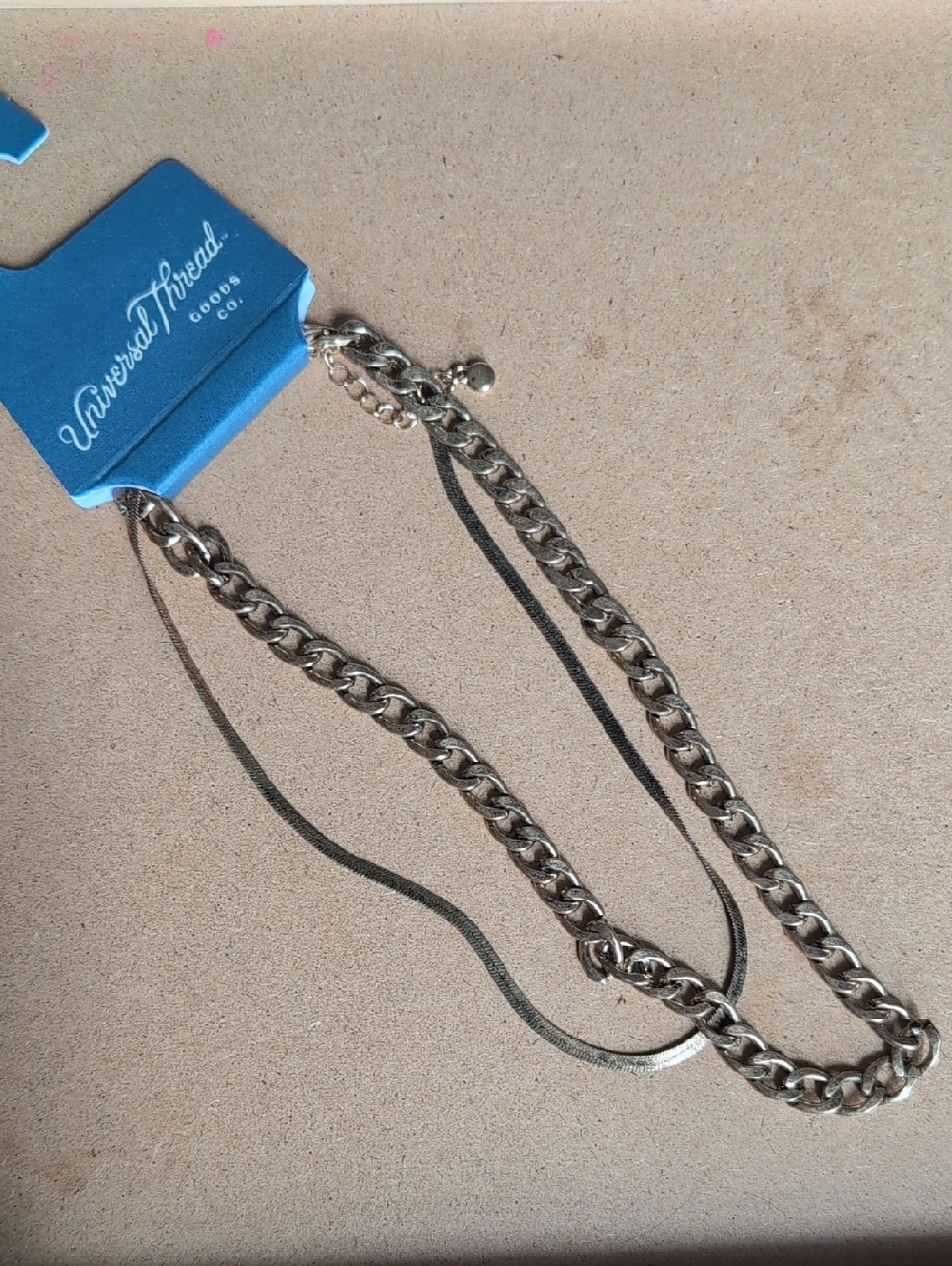 Universal Thread Gold-Tone Mixed Chain Layered Necklace - Picture 3 of 9